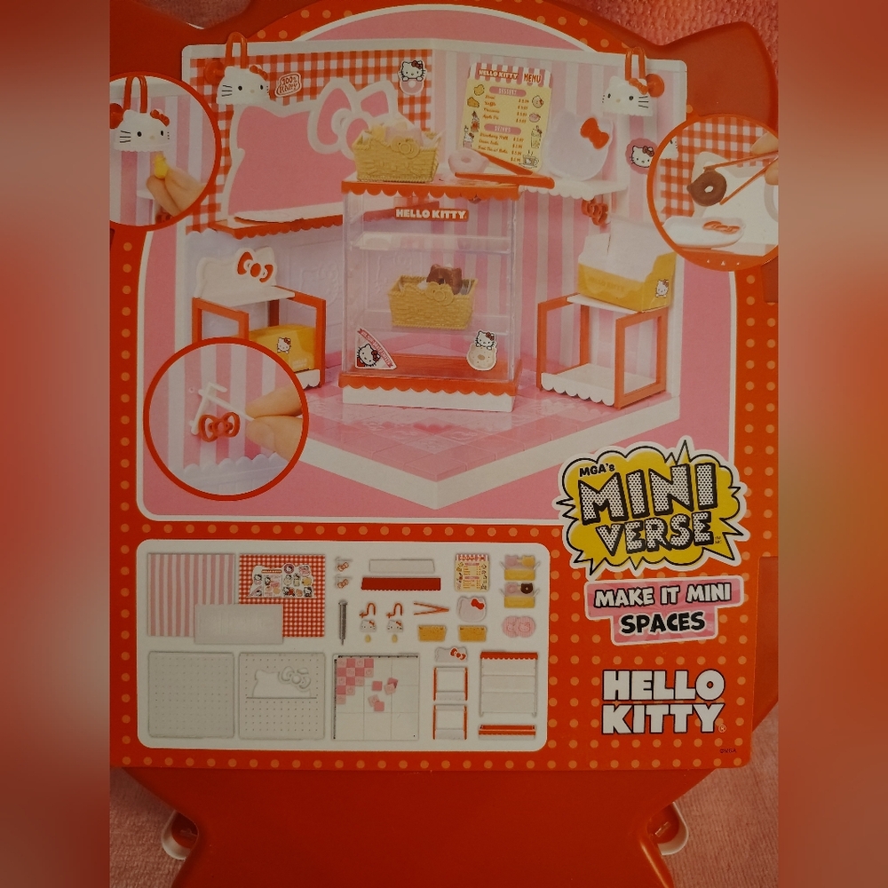 Hello Kitty Mini Verse Make It Mini Spaces Playset - Picture 8 of 9